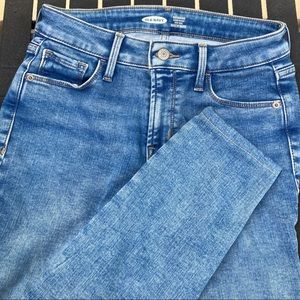 Old Navy Hi-Rise Rockstar Skinny Jeans w/ “Built-in Warmth” , size 2 (shortened)